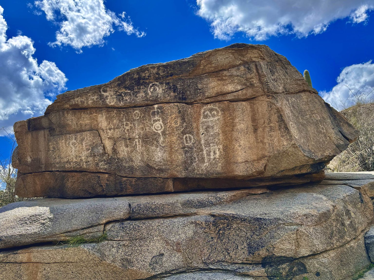 The Honey Bee Canyon Petroglyph - Oro Valley Historical Society